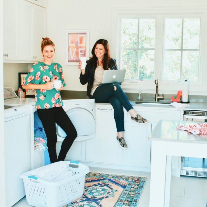 Laundry Day Ladies